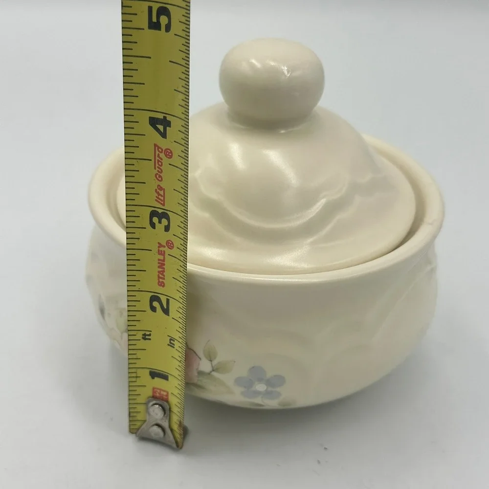 Pfaltzgraff Sugar Bowl with Lid Tea Rose Cream Pink Floral Stoneware USA Vintage